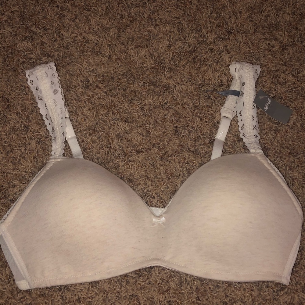 NWT - Aerie Wireless Bra Sz 36C